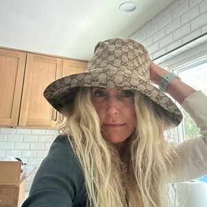 Gucci GG Beige Canvas Denim Wide Large Brim Monogram Jacquard Bucket Hat New